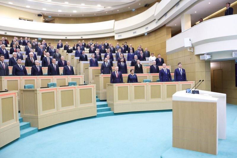Александр Волошин: #пленарноезаседание_СФ. На прошедшем сегодня пленарном заседании Совета Федерации под председательством Валентины Ивановны Матвиенко также был принят ряд значимых для страны законов Александр Волошин: #пленарноезаседание_СФ. На прошедшем сегодня пленарном заседании Совета Федерации под председательством Валентины Ивановны Матвиенко также был принят ряд значимых для страны законов