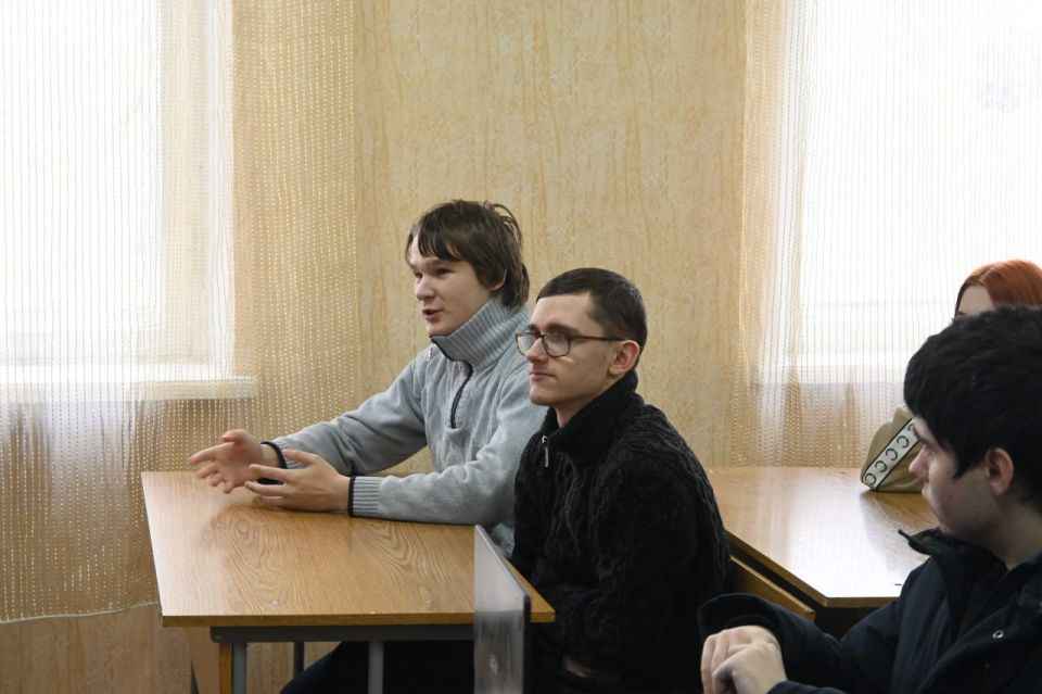 Грантовый десант. В ГБПОУ «Старобешевский многопрофильный техникум» Грантовый десант. В ГБПОУ «Старобешевский многопрофильный техникум»