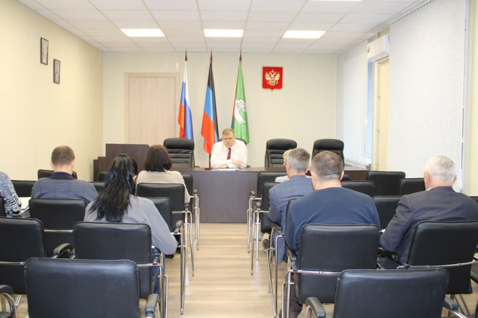 В администрации городского округа Горловка проведено совещание по вопросу второго этапа стажировка финалиста кадрового конкурса «Донбасс.СВОи Герои» В администрации городского округа Горловка проведено совещание по вопросу второго этапа стажировка финалиста кадрового конкурса «Донбасс.СВОи Герои»