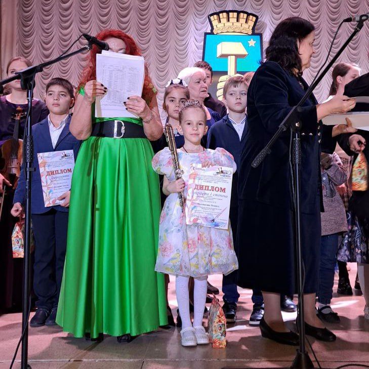 Юная кировчанка стала победительницей Открытого фестиваля-конкурса юных талантов «Надежда-2025» Юная кировчанка стала победительницей Открытого фестиваля-конкурса юных талантов «Надежда-2025»