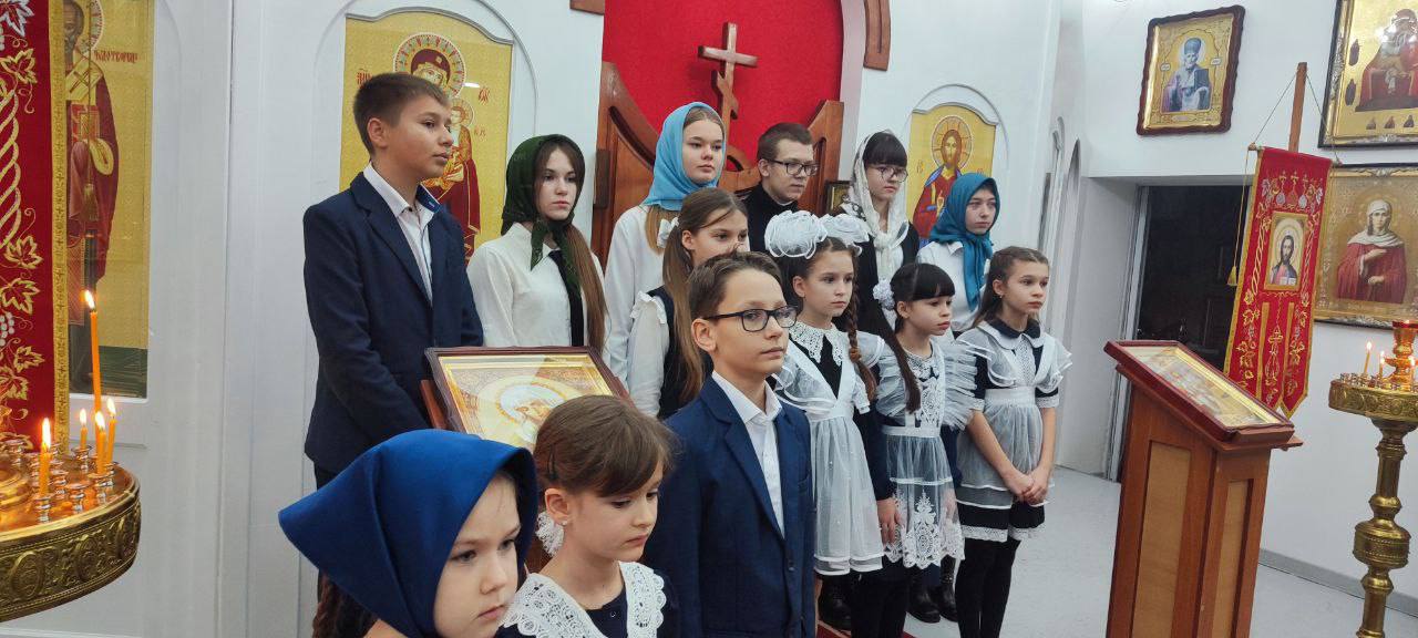 Посещение Храма в день Святого Николая Чудотворца Посещение Храма в день Святого Николая Чудотворца