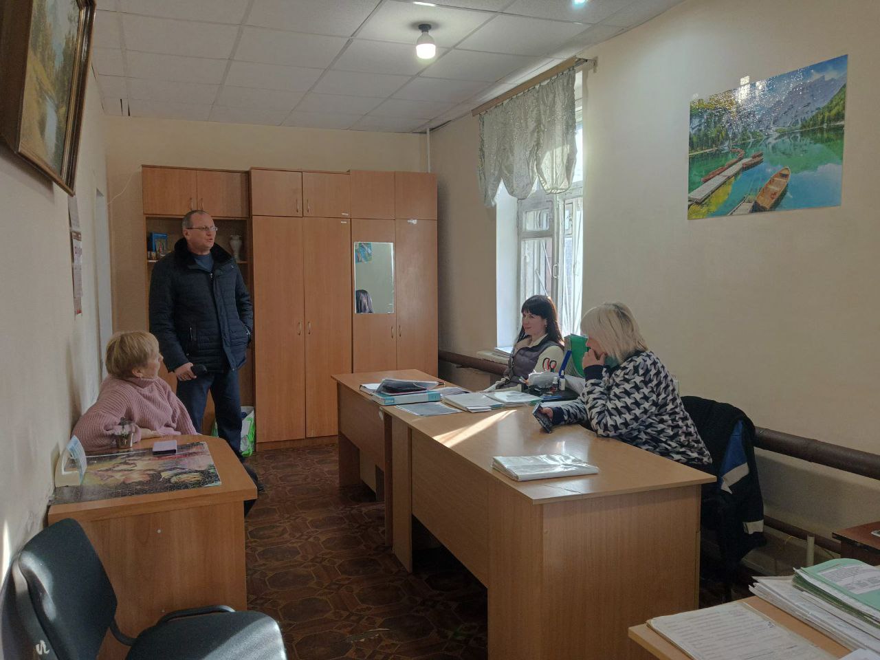 19 декабря 2025 года в Дебальцево состоялась важная встреча депутата Дебальцевского городского совета от Всероссийской политической партии «Единая Россия» Андрея Ермолаева с трудовым коллективом Енакиевотеплосеть 19 декабря 2025 года в Дебальцево состоялась важная встреча депутата Дебальцевского городского совета от Всероссийской политической партии «Единая Россия» Андрея Ермолаева с трудовым коллективом Енакиевотеплосеть