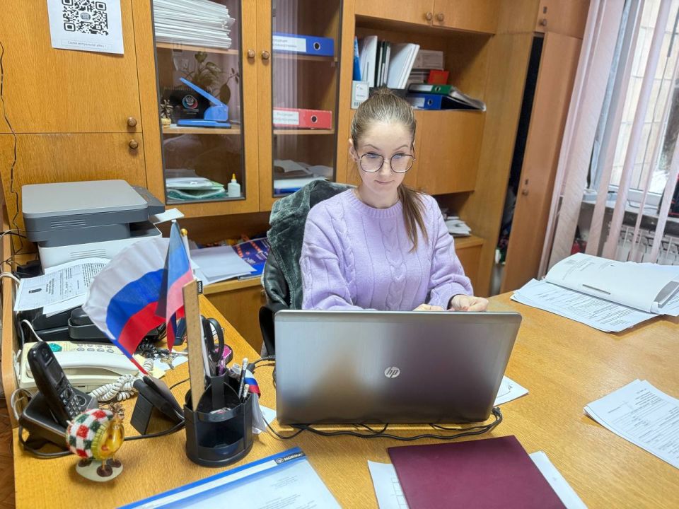 Иван Адамец: 19 декабря сектора по делам молодежи, культуры и спорта Управ Куйбышевского, Петровского и Калининского районов Донецка провели межрайонную онлайн-встречу в рамках федеральной программы Росмолодёжь.Гранты —... Иван Адамец: 19 декабря сектора по делам молодежи, культуры и спорта Управ Куйбышевского, Петровского и Калининского районов Донецка провели межрайонную онлайн-встречу в рамках федеральной программы Росмолодёжь.Гранты —...