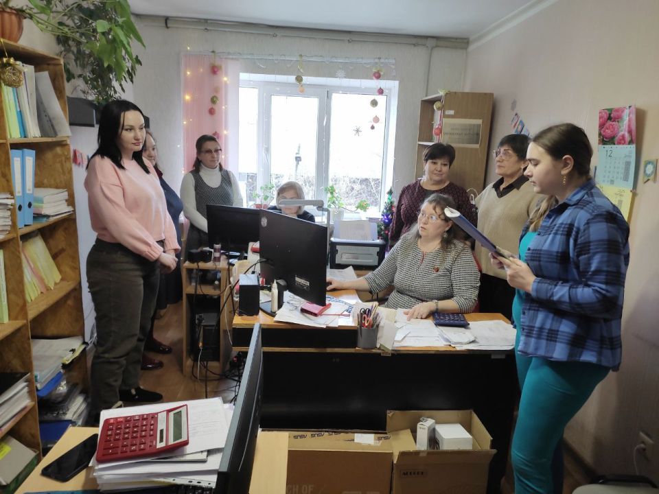 «Единый час гражданственности» в первичных организациях МО ОД «ДР» Центрально-Городского района г. Горловка «Единый час гражданственности» в первичных организациях МО ОД «ДР» Центрально-Городского района г. Горловка