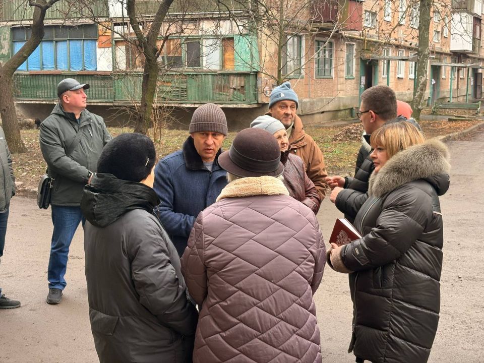 ��������� ������: ��������� ������� � �������� ���� � 7 � ����������� ������� ����� ��� ����� ������ ������������ ������� � ��������������� ������� � ������, � �������� ������� �������� ������������ ������� ����� ��� �����...