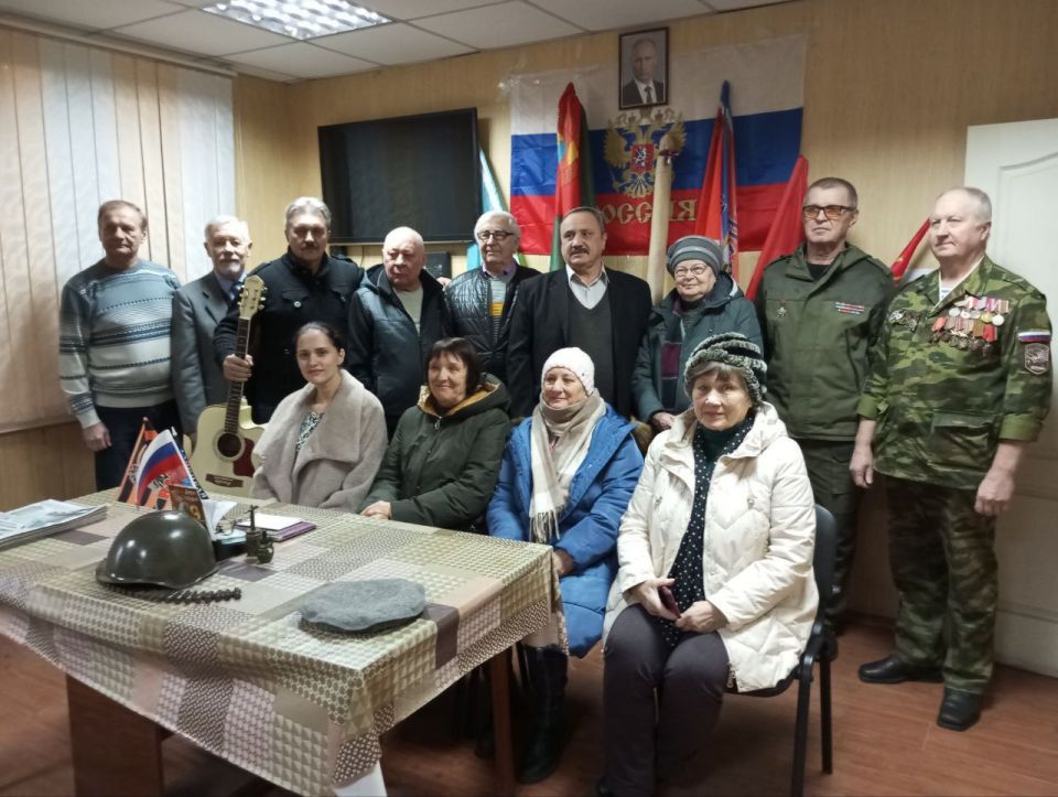 Дмитрий Огилец: Енакиевская городская организация "Российский союз ветеранов Афганистана и специальных военных операций" провела творческую встречу с городским литературным объединением "Родник", которому в этом году... Дмитрий Огилец: Енакиевская городская организация "Российский союз ветеранов Афганистана и специальных военных операций" провела творческую встречу с городским литературным объединением "Родник", которому в этом году...