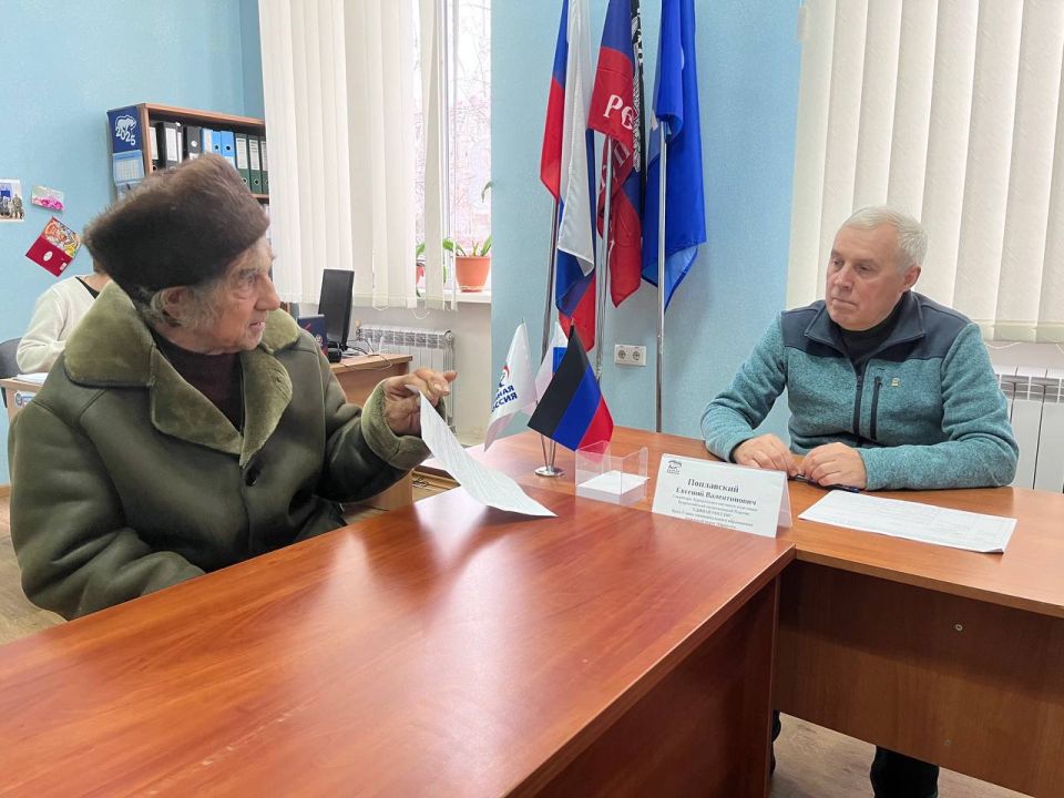 Евгений Поплавский: Провел прием граждан в общественной приемной партии «Единая Россия» Евгений Поплавский: Провел прием граждан в общественной приемной партии «Единая Россия»