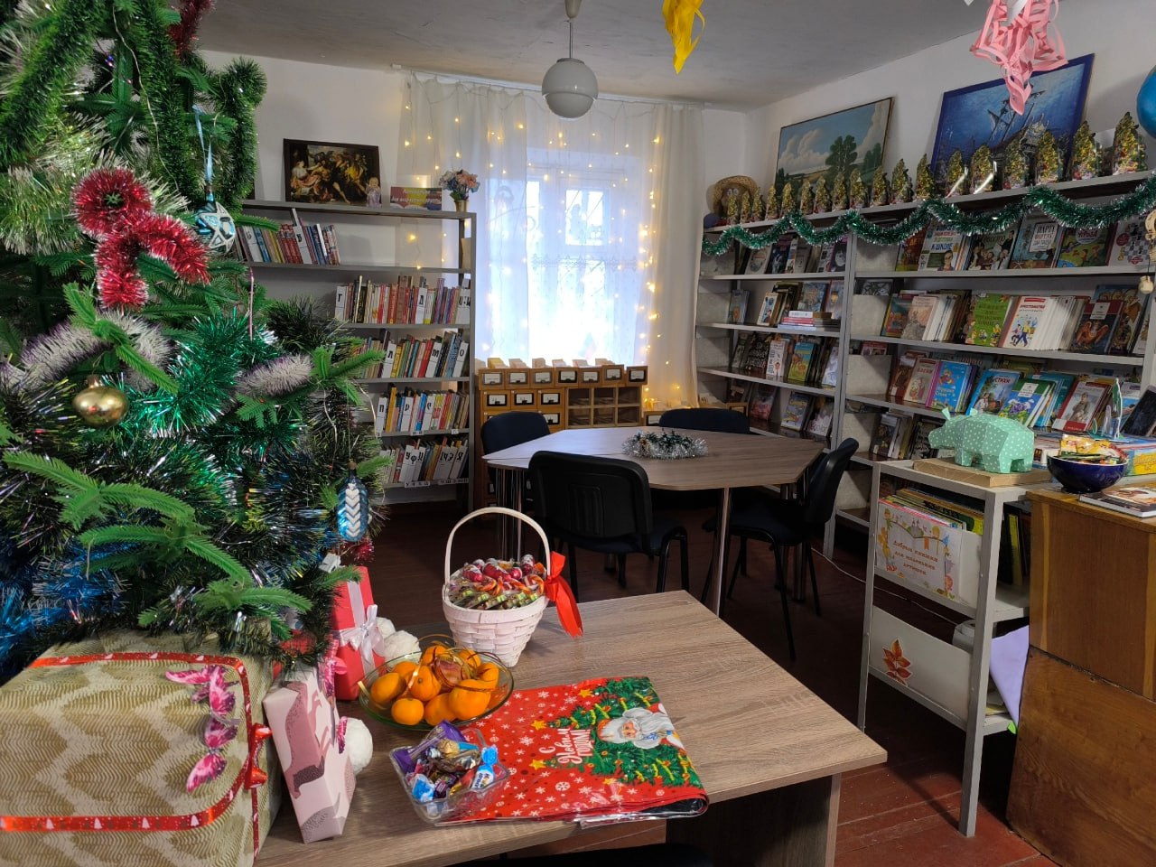 Скоро, скоро Новый год!. Учреждения культуры нашего города получили мощный заряд отличного праздничного настроения! Скоро, скоро Новый год!. Учреждения культуры нашего города получили мощный заряд отличного праздничного настроения!