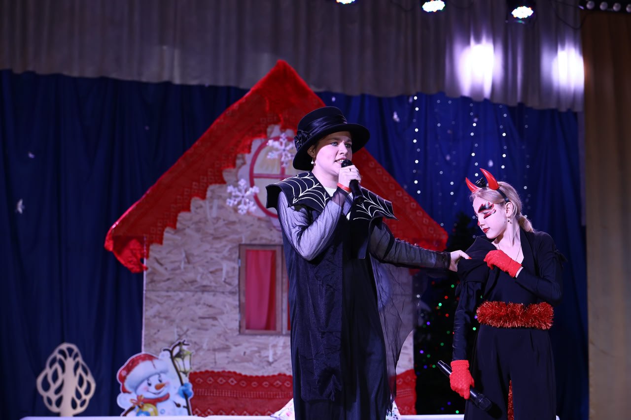 В Ждановке прошло театрализованное представление ко Дню Святого Николая