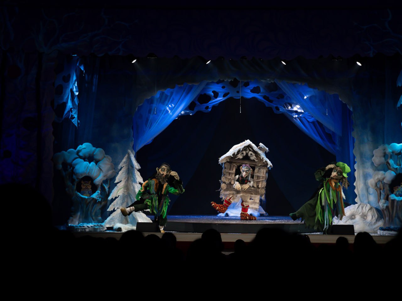 «Морозко» в Донецком театре кукол «Морозко» в Донецком театре кукол
