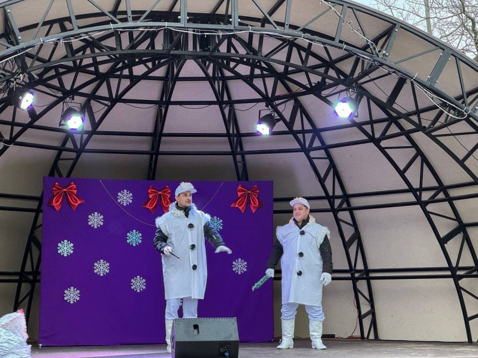 Сказочный вечер для детей и взрослых: в Мангушском округе отпраздновали День Святого Николая Сказочный вечер для детей и взрослых: в Мангушском округе отпраздновали День Святого Николая