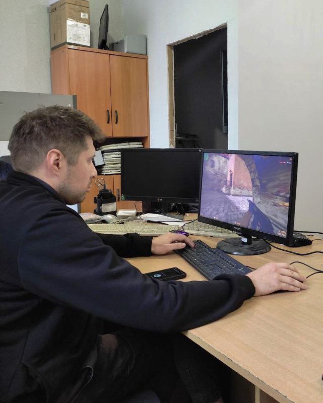 КИБЕРТУРНИР В "ДОНБАССТЕПЛОЭНЕРГО": ИГРОВЫЕ ТАКТИКИ И СТРАТЕГИИ, КОМАНДНЫЙ ДУХ И ЭМОЦИИ УЧАСТНИКОВ КИБЕРТУРНИР В "ДОНБАССТЕПЛОЭНЕРГО": ИГРОВЫЕ ТАКТИКИ И СТРАТЕГИИ, КОМАНДНЫЙ ДУХ И ЭМОЦИИ УЧАСТНИКОВ