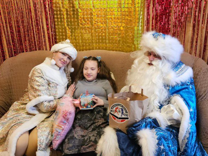 В Центрально-Городском районе Горловки продолжаются праздничные мероприятия, в честь дня Святого Николая В Центрально-Городском районе Горловки продолжаются праздничные мероприятия, в честь дня Святого Николая