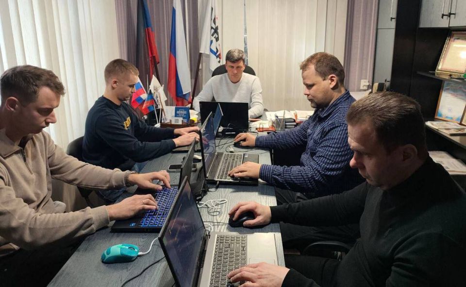 КИБЕРТУРНИР В "ДОНБАССТЕПЛОЭНЕРГО": ИГРОВЫЕ ТАКТИКИ И СТРАТЕГИИ, КОМАНДНЫЙ ДУХ И ЭМОЦИИ УЧАСТНИКОВ КИБЕРТУРНИР В "ДОНБАССТЕПЛОЭНЕРГО": ИГРОВЫЕ ТАКТИКИ И СТРАТЕГИИ, КОМАНДНЫЙ ДУХ И ЭМОЦИИ УЧАСТНИКОВ