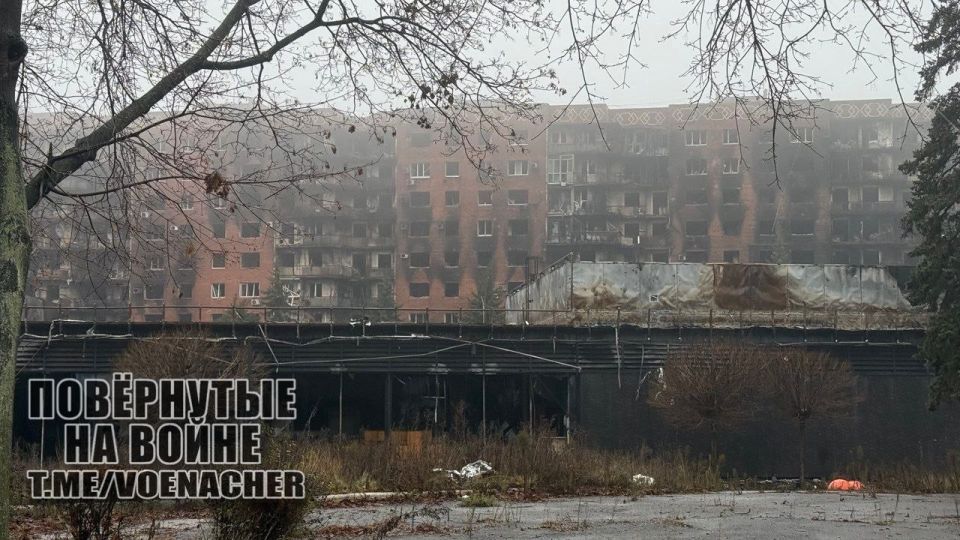 Фотографии освобождённого Покровска из которого зелебобики сделали очередную фортецю Фотографии освобождённого Покровска из которого зелебобики сделали очередную фортецю