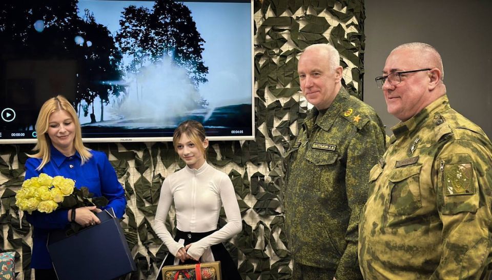 Председатель СК России исполнил мечты детей в рамках благотворительной акции «Ёлка желаний» Председатель СК России исполнил мечты детей в рамках благотворительной акции «Ёлка желаний»