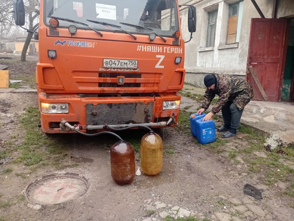 Валентина Харлашка: Сегодня, 22 декабря, провела мониторинг подвоза воды в Кировском районе по ул. Матросова и ул. Тихая Валентина Харлашка: Сегодня, 22 декабря, провела мониторинг подвоза воды в Кировском районе по ул. Матросова и ул. Тихая