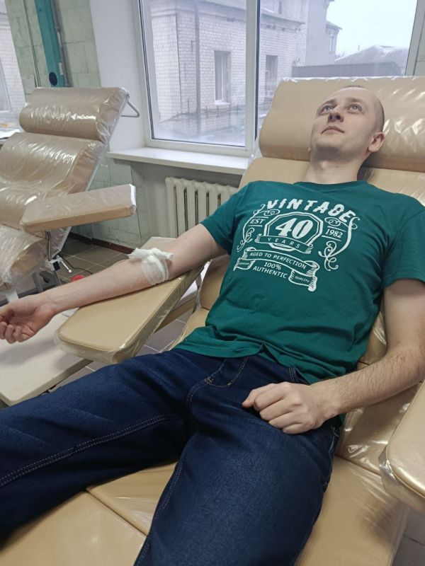 Иван Приходько: Активисты Никитовского района Горловки приняли участие в акции «Сдай кровь – спаси жизнь!» Иван Приходько: Активисты Никитовского района Горловки приняли участие в акции «Сдай кровь – спаси жизнь!»