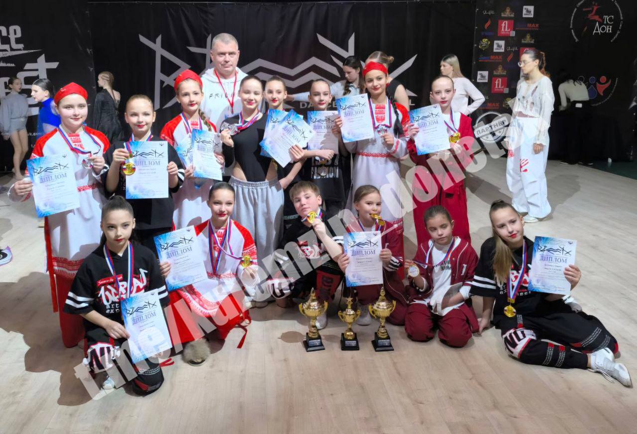 Хореографический ансамбль «Man-GO» успешно представил свои композиции на II Открытом межрегиональном фестивале современного танца «Воздух» в Донецке