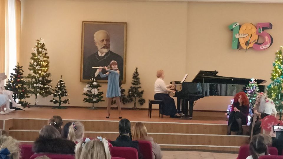 Новогодний утренник «Волшебный Новый год» Новогодний утренник «Волшебный Новый год»