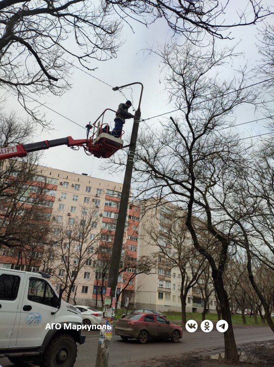 За неделю мариупольские энергетики отремонтировали почти километр воздушных линий За неделю мариупольские энергетики отремонтировали почти километр воздушных линий