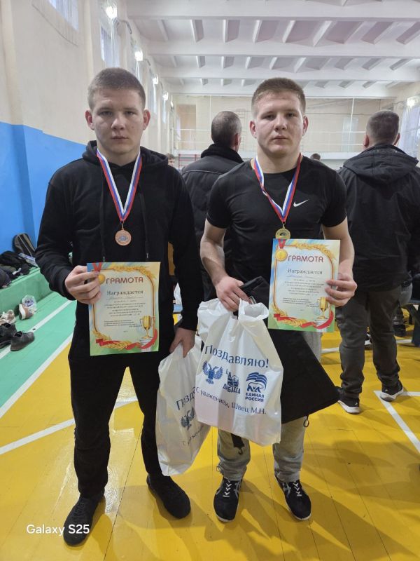 Вольная борьба. Спортивные выходные были насыщены событиями для обучающихся отделения вольной борьбы спортивной школы городского округа Енакиево Вольная борьба. Спортивные выходные были насыщены событиями для обучающихся отделения вольной борьбы спортивной школы городского округа Енакиево