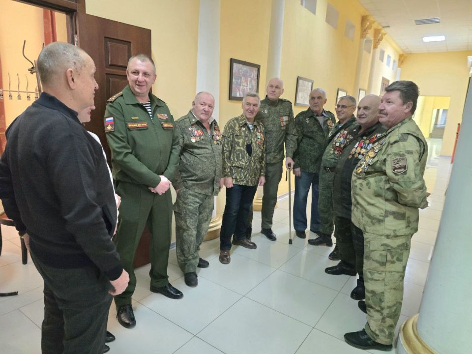 Дмитрий Огилец: По поручению Главы Донецкой Народной Республики депутаты Народного Совета проводят встречи с гражданами нашей Республики Дмитрий Огилец: По поручению Главы Донецкой Народной Республики депутаты Народного Совета проводят встречи с гражданами нашей Республики