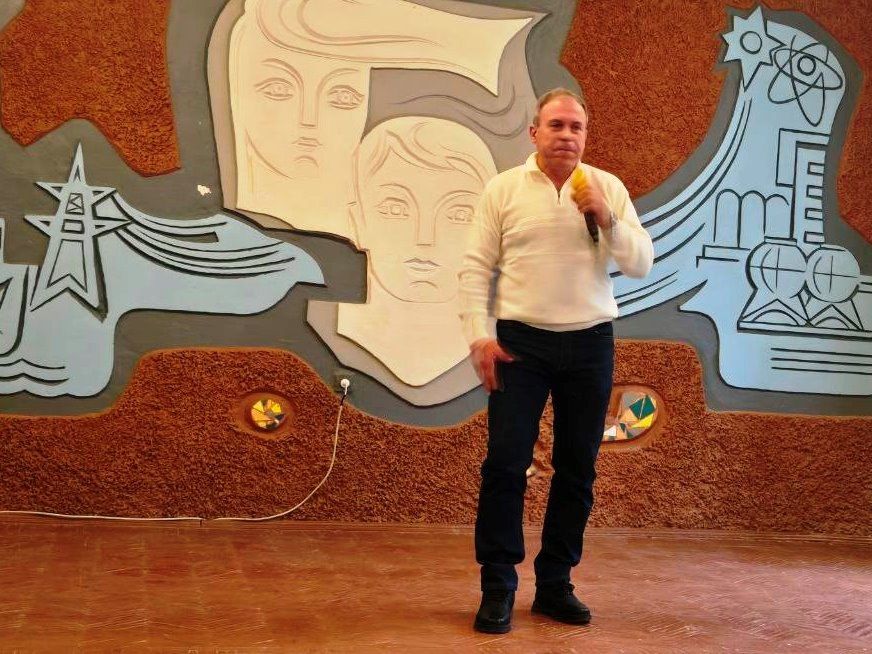 Сергей Желновач: Сегодня, в День энергетика, поздравил коллектив филиала «Углегорская тепловая электрическая станция» ГУП ДНР «Энергия Донбасса» с профессиональным праздником Сергей Желновач: Сегодня, в День энергетика, поздравил коллектив филиала «Углегорская тепловая электрическая станция» ГУП ДНР «Энергия Донбасса» с профессиональным праздником