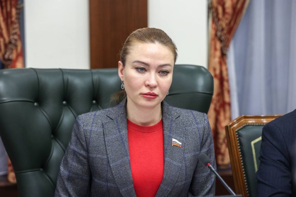 Наталья Никонорова: Провели совещание на тему: «Вопросы систематизации ущерба, причиненного Российской Федерации и ее гражданам в результате преступлений киевского режима» Наталья Никонорова: Провели совещание на тему: «Вопросы систематизации ущерба, причиненного Российской Федерации и ее гражданам в результате преступлений киевского режима»