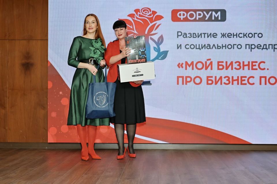 Депутата из Тореза отметили наградой за лучшую муниципальную инициативу Депутата из Тореза отметили наградой за лучшую муниципальную инициативу