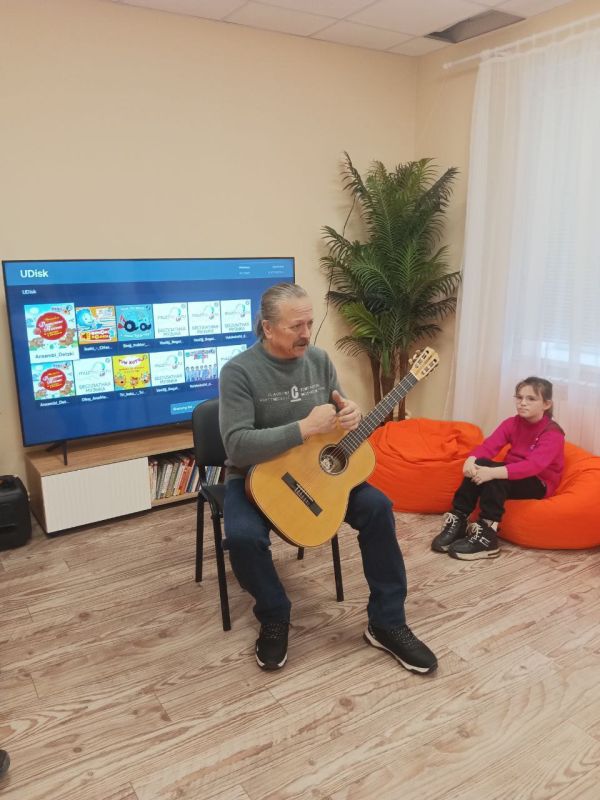 Сегодня 22.12.2025, сотрудники МБУ ЦКИД в молодежном отделе имени Марии Пироговой провели поистине душевное – празднование Дня бардовской песни Сегодня 22.12.2025, сотрудники МБУ ЦКИД в молодежном отделе имени Марии Пироговой провели поистине душевное – празднование Дня бардовской песни