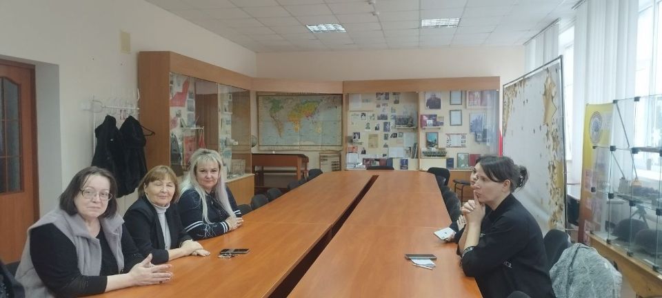 Сегодня, 22 декабря, первый заместитель руководителя Управы Центрально-Городского внутригородского района Инна Кисенко провела встречу с трудовым коллективом ГБОУ «Средняя школа № 22 имени маршала Сергеева городского округа... Сегодня, 22 декабря, первый заместитель руководителя Управы Центрально-Городского внутригородского района Инна Кисенко провела встречу с трудовым коллективом ГБОУ «Средняя школа № 22 имени маршала Сергеева городского округа...