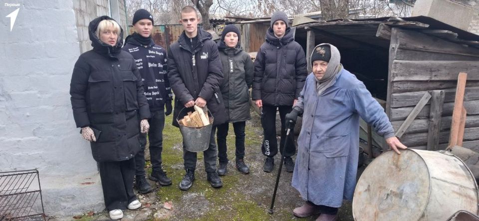 Первые не останавливаются. Волонтерские отряды Первых продолжают активно участвовать в Эстафете Добра Первые не останавливаются. Волонтерские отряды Первых продолжают активно участвовать в Эстафете Добра