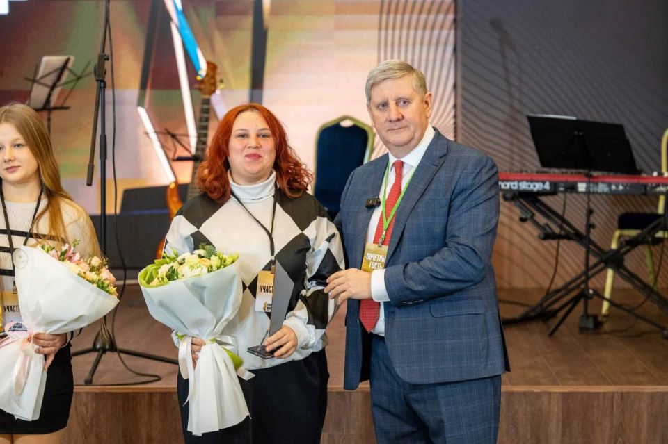 Сергей Желновач: Подвели итоги регионального конкурса «Гордость Донбасса» Сергей Желновач: Подвели итоги регионального конкурса «Гордость Донбасса»