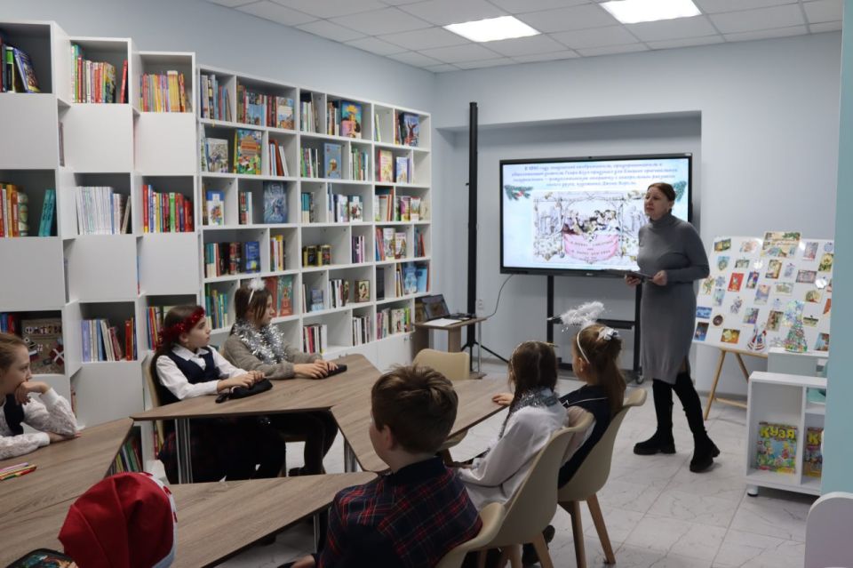 Познавательный час «История появления новогодней открытки» Познавательный час «История появления новогодней открытки»