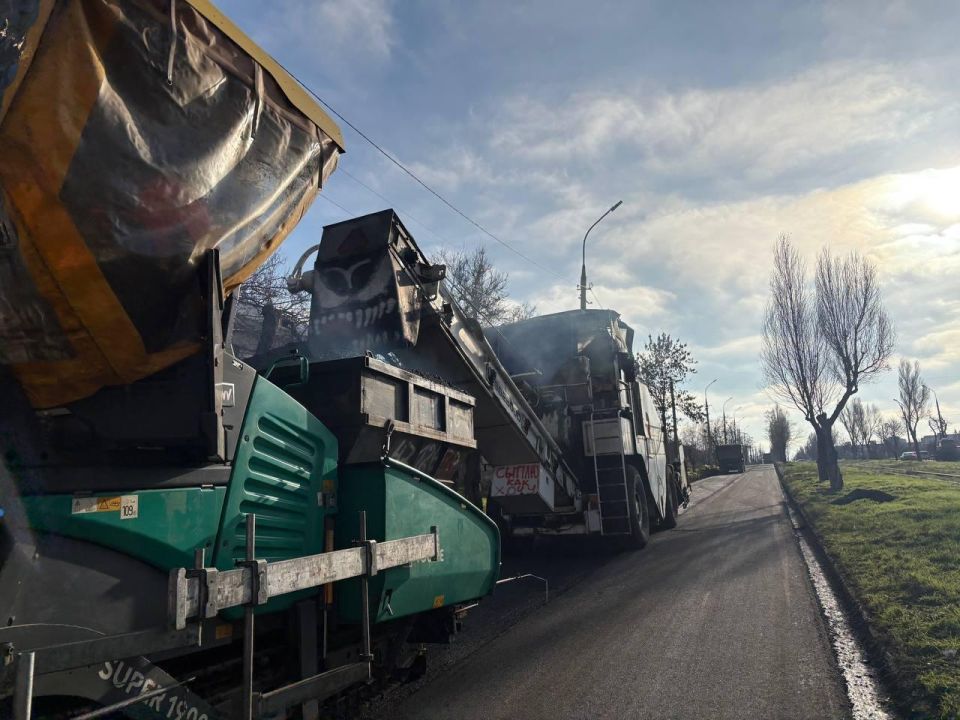 По программе 2026 года в Мариуполе выполнено фрезерование асфальта почти на 50% По программе 2026 года в Мариуполе выполнено фрезерование асфальта почти на 50%
