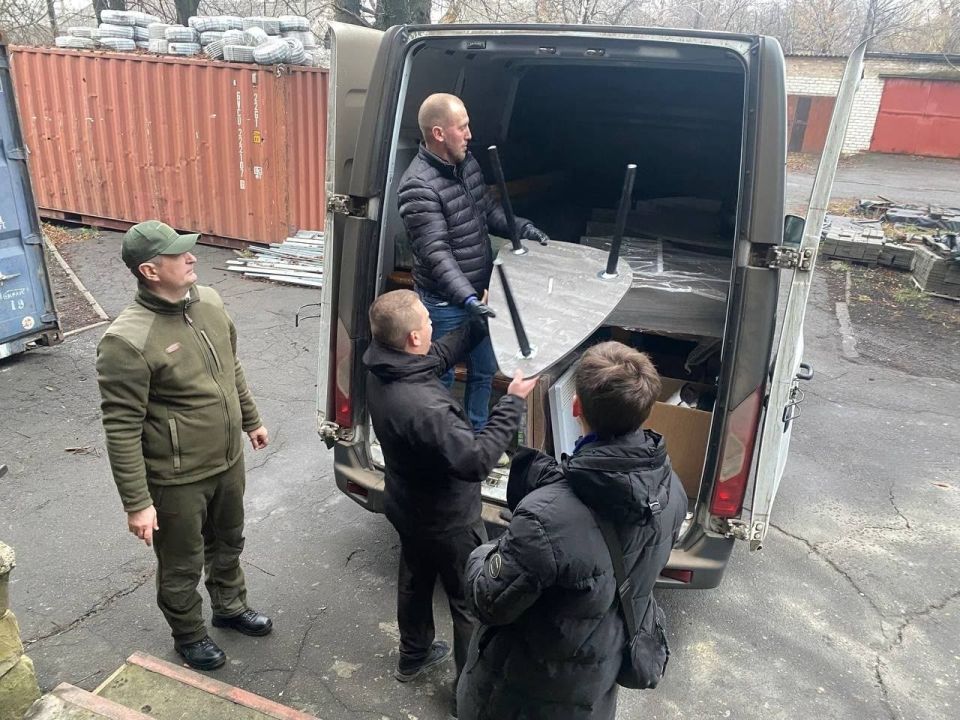 Сергей Желновач: Добро из Хабаровского края в Дебальцево Сергей Желновач: Добро из Хабаровского края в Дебальцево
