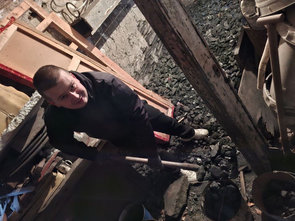 Сергей Желновач: Добро из Хабаровского края в Дебальцево Сергей Желновач: Добро из Хабаровского края в Дебальцево