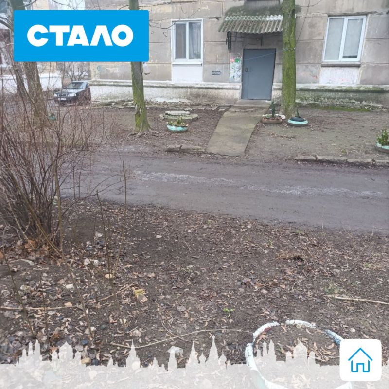 В Ждановке наводят санитарный порядок на придомовых территориях В Ждановке наводят санитарный порядок на придомовых территориях
