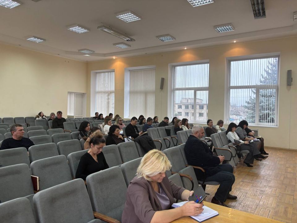 Борис Трима: В администрации Мангушского муниципального округа состоялось расширенное аппаратное совещание Борис Трима: В администрации Мангушского муниципального округа состоялось расширенное аппаратное совещание