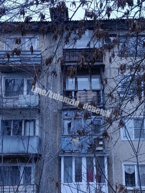 Мужчина оказался ранен в результате атаки БПЛА на жилой дом в Донецке Мужчина оказался ранен в результате атаки БПЛА на жилой дом в Донецке