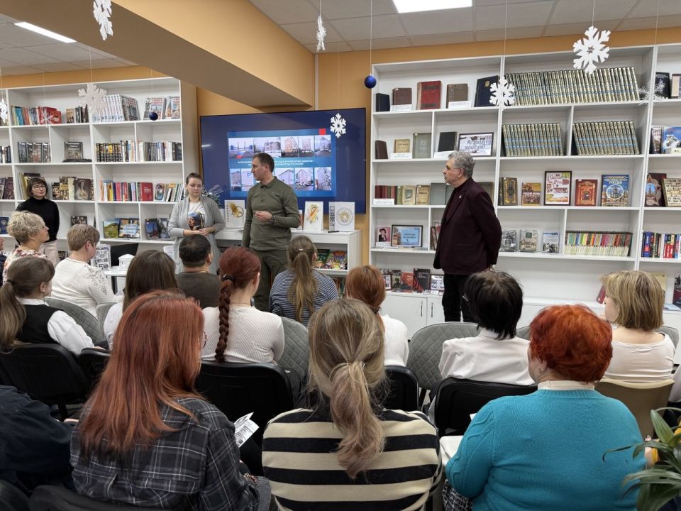 Александр Шатов: Состоялось открытие конкурса "Роспись-объект-сюжет Александр Шатов: Состоялось открытие конкурса "Роспись-объект-сюжет