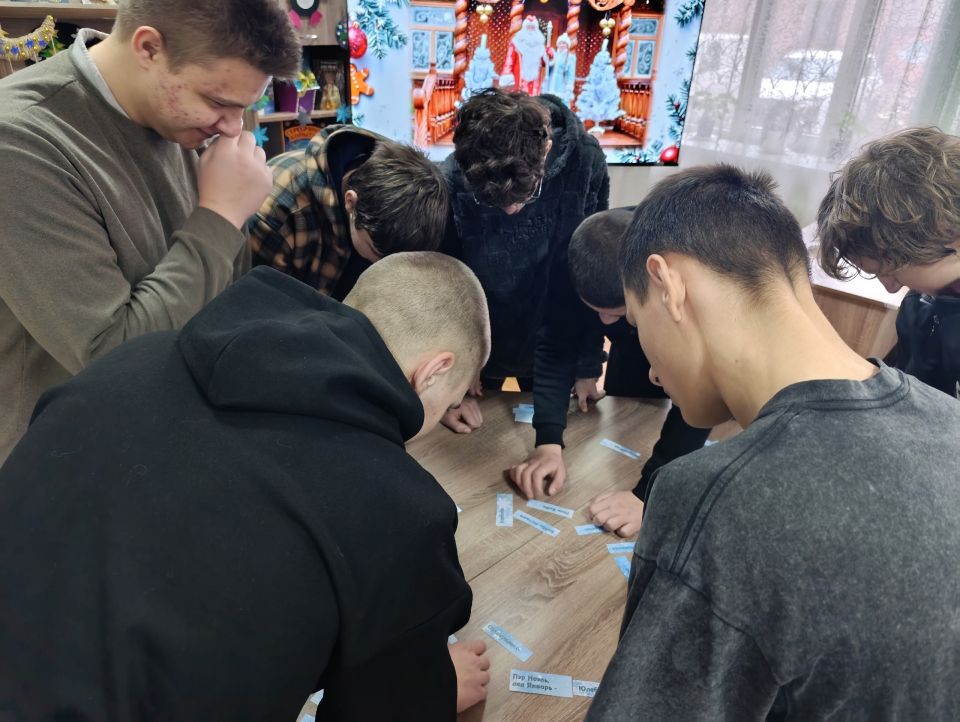 Скоро наступят долгожданные новогодние праздники! Это особенное время, когда мир преображается, наполняясь волшебством и искренней радостью Скоро наступят долгожданные новогодние праздники! Это особенное время, когда мир преображается, наполняясь волшебством и искренней радостью