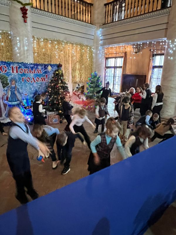 19 декабря в отделе культурно-досуговой деятельности МБУ «ГДК им. В.Г.Кирсановой» была организована развлекательная программа «День Святого Николая вместе мы с тобой встречаем» 19 декабря в отделе культурно-досуговой деятельности МБУ «ГДК им. В.Г.Кирсановой» была организована развлекательная программа «День Святого Николая вместе мы с тобой встречаем»