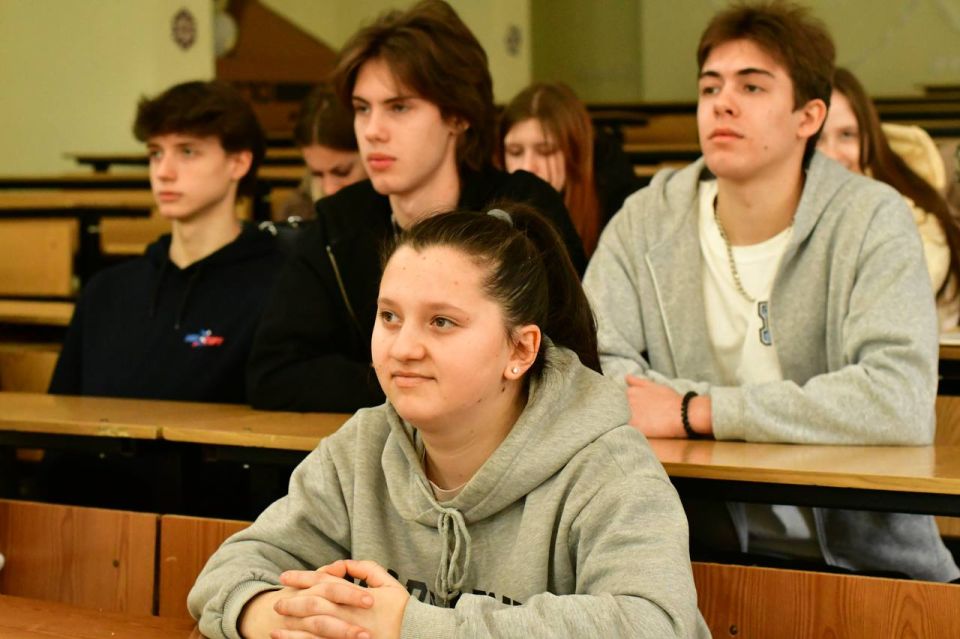 Ответили на вопросы студентов ДОНАГРА Ответили на вопросы студентов ДОНАГРА
