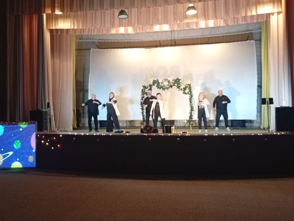 В Донском открыли зимний театральный сезон проекта «Какие наши годы» В Донском открыли зимний театральный сезон проекта «Какие наши годы»