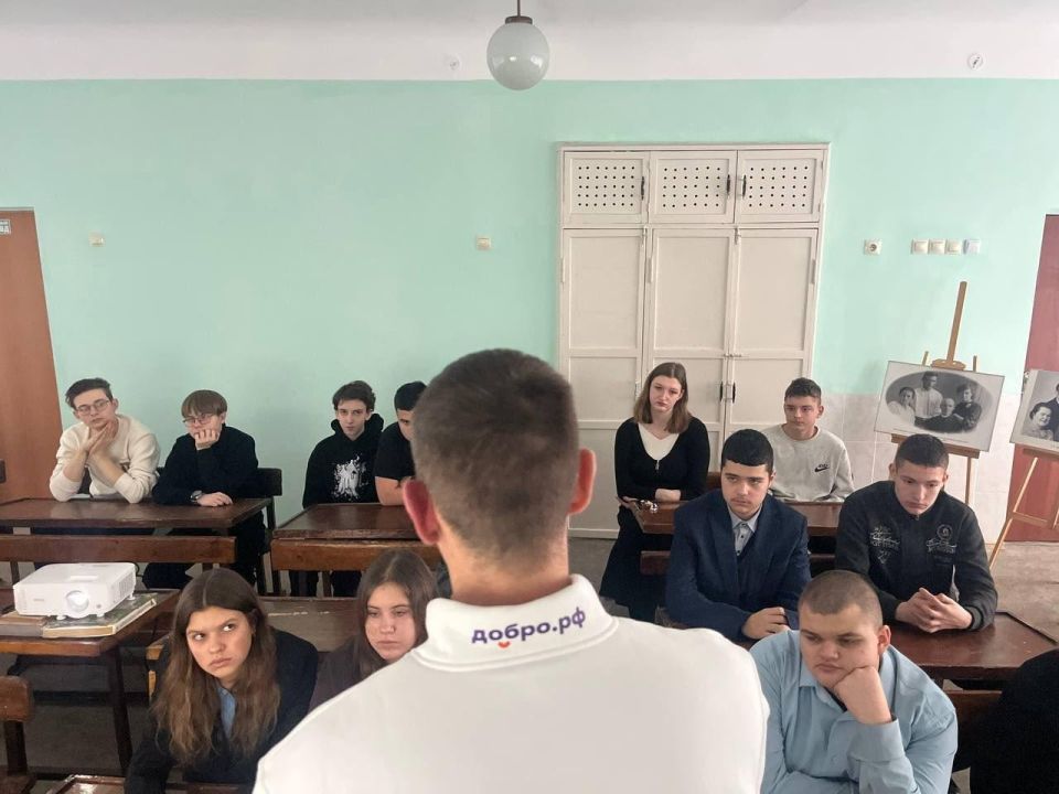 В Дебальцево прошла встреча с волонтерами Хабаровского края В Дебальцево прошла встреча с волонтерами Хабаровского края