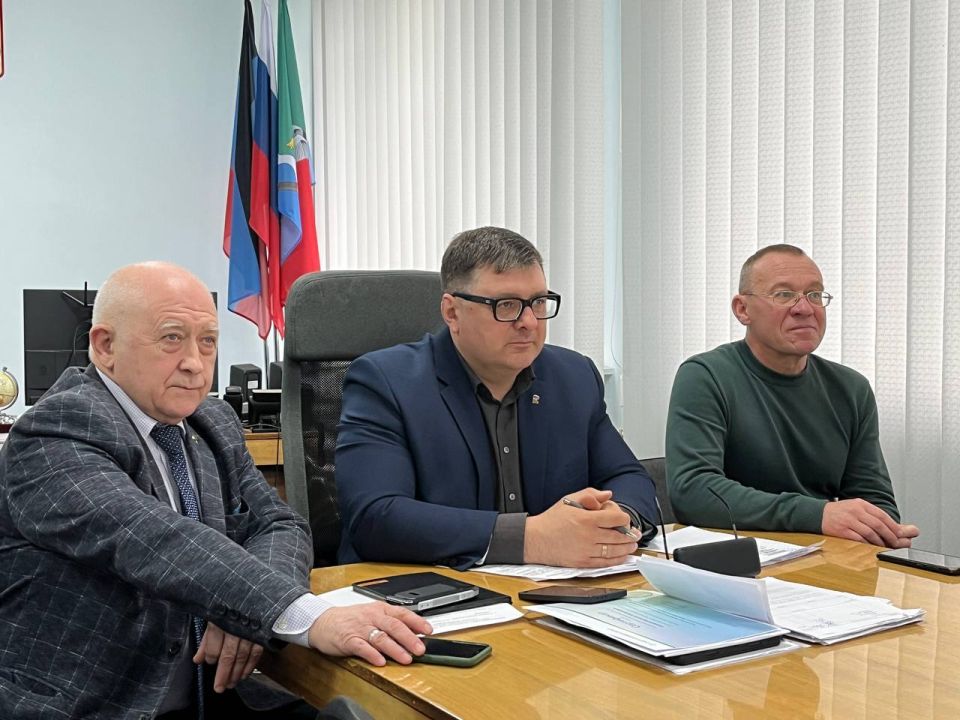 Василий Овчаров: Сегодня прошел онлайн-телемост между городами Новоазовск и Артем Приморского края Василий Овчаров: Сегодня прошел онлайн-телемост между городами Новоазовск и Артем Приморского края