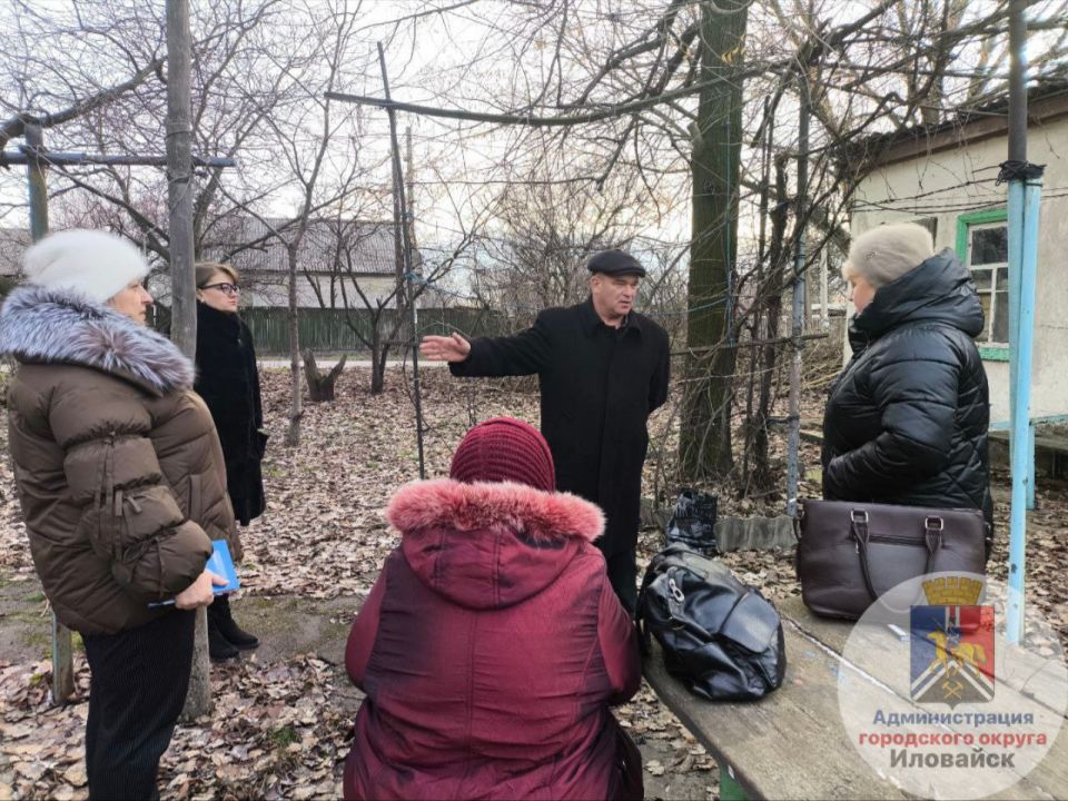 Денис Зубов: Сход граждан. 24 декабря в городском округе Иловайск состоялась встреча жителей с временно исполняющим полномочия главы администрации муниципального образования городской округ Иловайск – Кузнецовым Александром... Денис Зубов: Сход граждан. 24 декабря в городском округе Иловайск состоялась встреча жителей с временно исполняющим полномочия главы администрации муниципального образования городской округ Иловайск – Кузнецовым Александром...