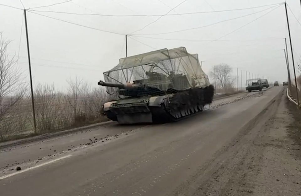 Колонну австралийских «Абрамсов» испепелили под Красноармейском в момент прорыва ВСУ Колонну австралийских «Абрамсов» испепелили под Красноармейском в момент прорыва ВСУ